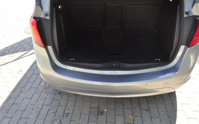Opel Meriva cena 19000 przebieg: 220000, rok produkcji 2011 z Witkowo małe 137